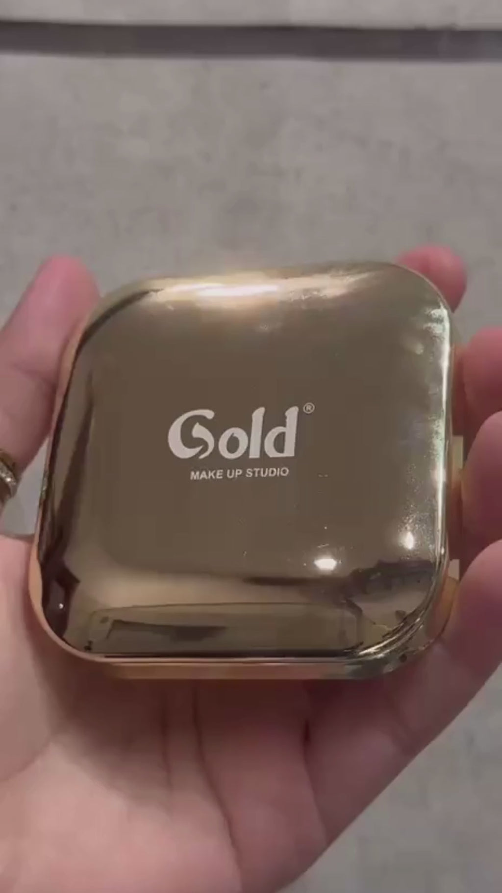 GOLD Radiance Highlighter